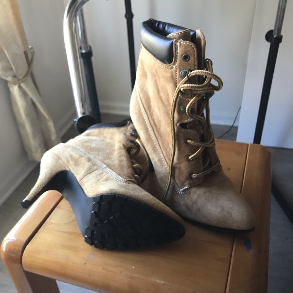 Women’s heels Boots